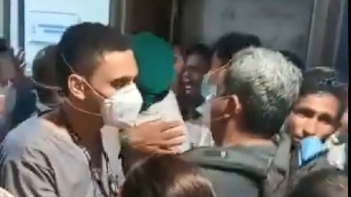 Hecho. El incidente quedó registrado en videos que se viralizaron en redes sociales.