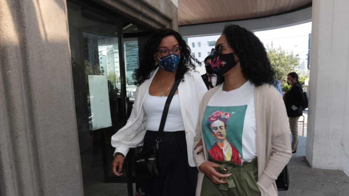 La exsecretaria de Gestión de Riesgos enfrenta el proceso por presunto tráfico de influencias en la fallida compra de kits de alimentos durante la emergencia sanitaria.