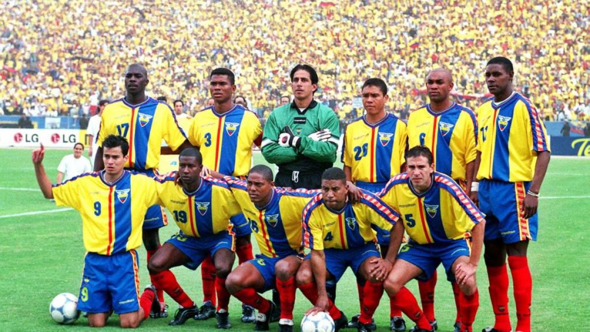 Los integrantes del histórico equipo que obtuvo la clasificación.