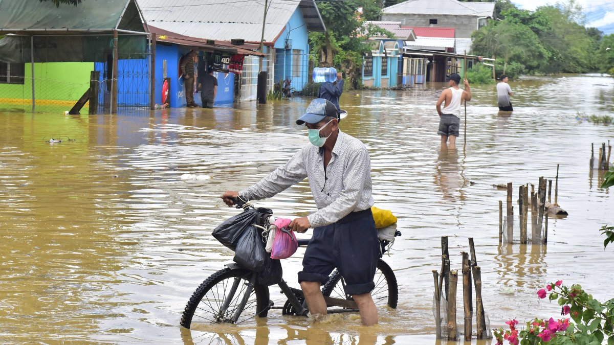 Hay más de 65.900 personas incomunicadas en 68 comunidades y 26.795 han sido evacuadas o rescatadas
