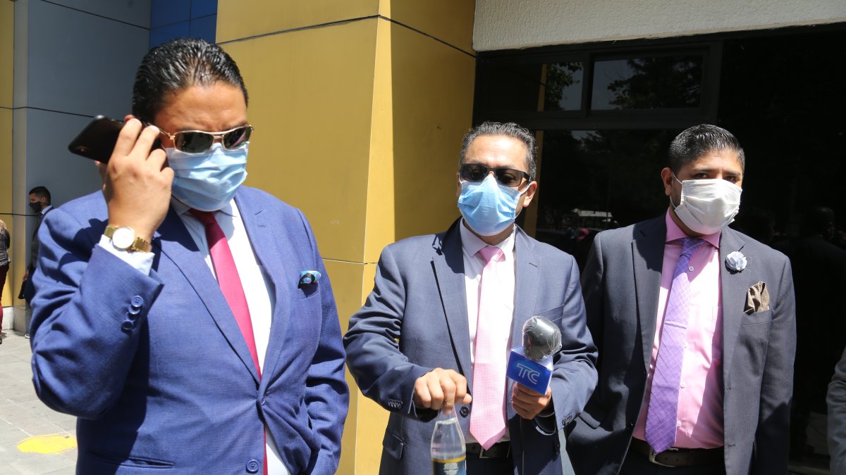 Denuncia. Fernando Acuña dice que es uno de los perjudicados.