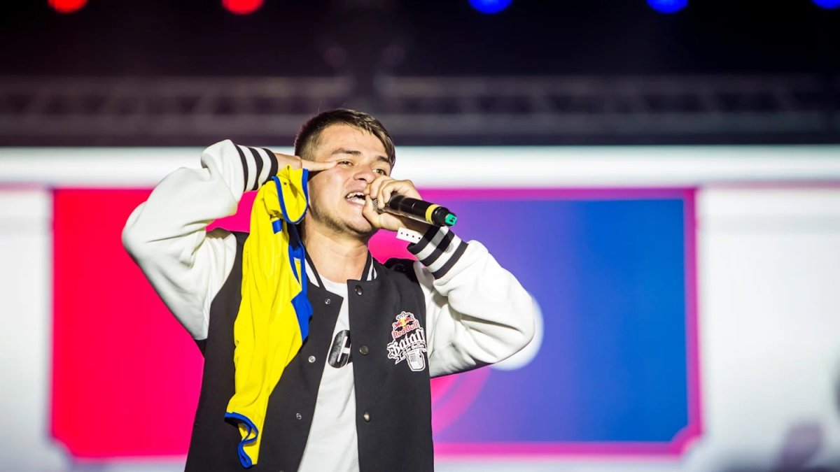 Switch superó hace ya mucho la etapa de aficionado y ostenta actualmente el título de campeón nacional de la Red Bull Batalla de los Gallos desde 2017.