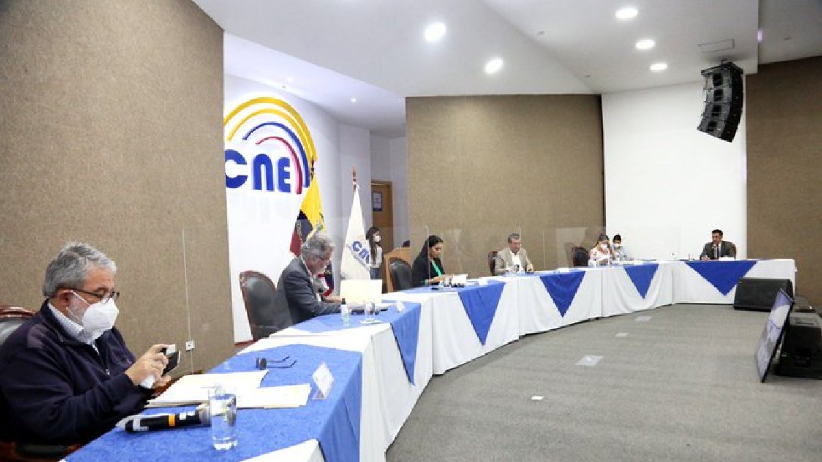 El presupuesto optimizado fue aprobado con los votos de los cinco integrantes del Consejo Electoral.