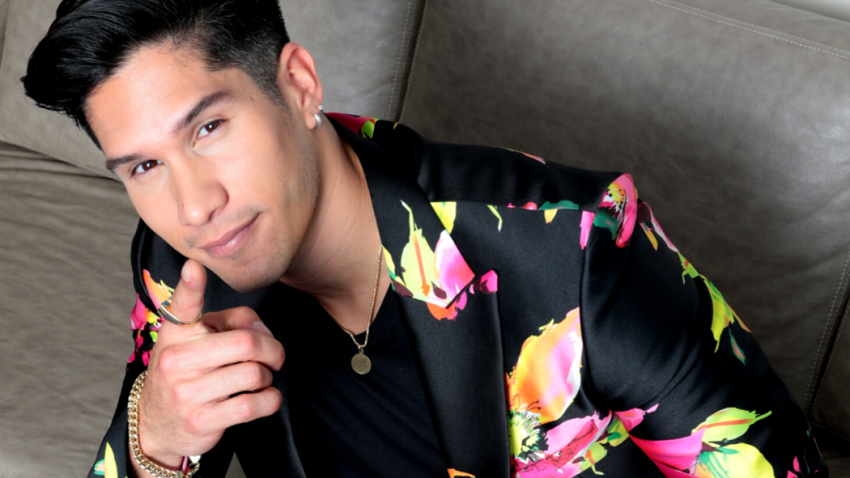 Chyno Miranda posa para el lente de Expresiones en 2016.