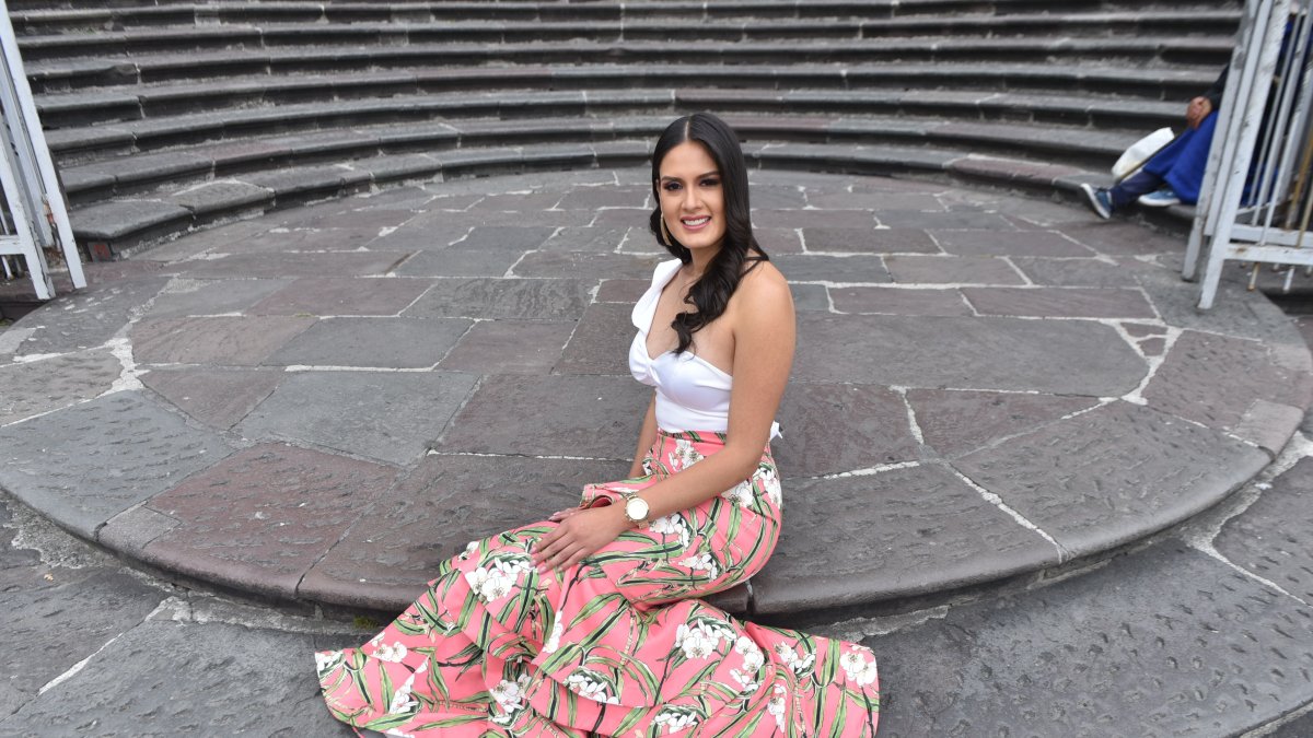 Estefy Barreno, reina de Quito, se ha mantenido activa con sus obras sociales, incluso en los días de pandemia.