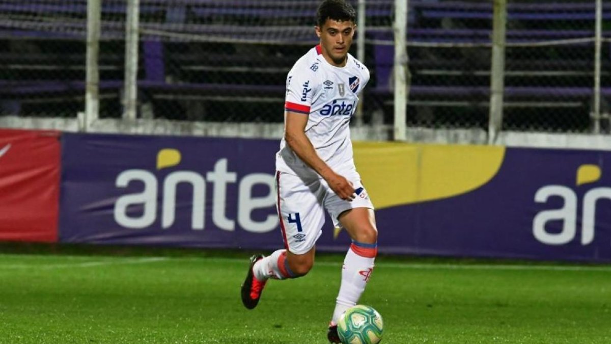 Agustín Oliveros es una de las bajas del Nacional uruguayo.
