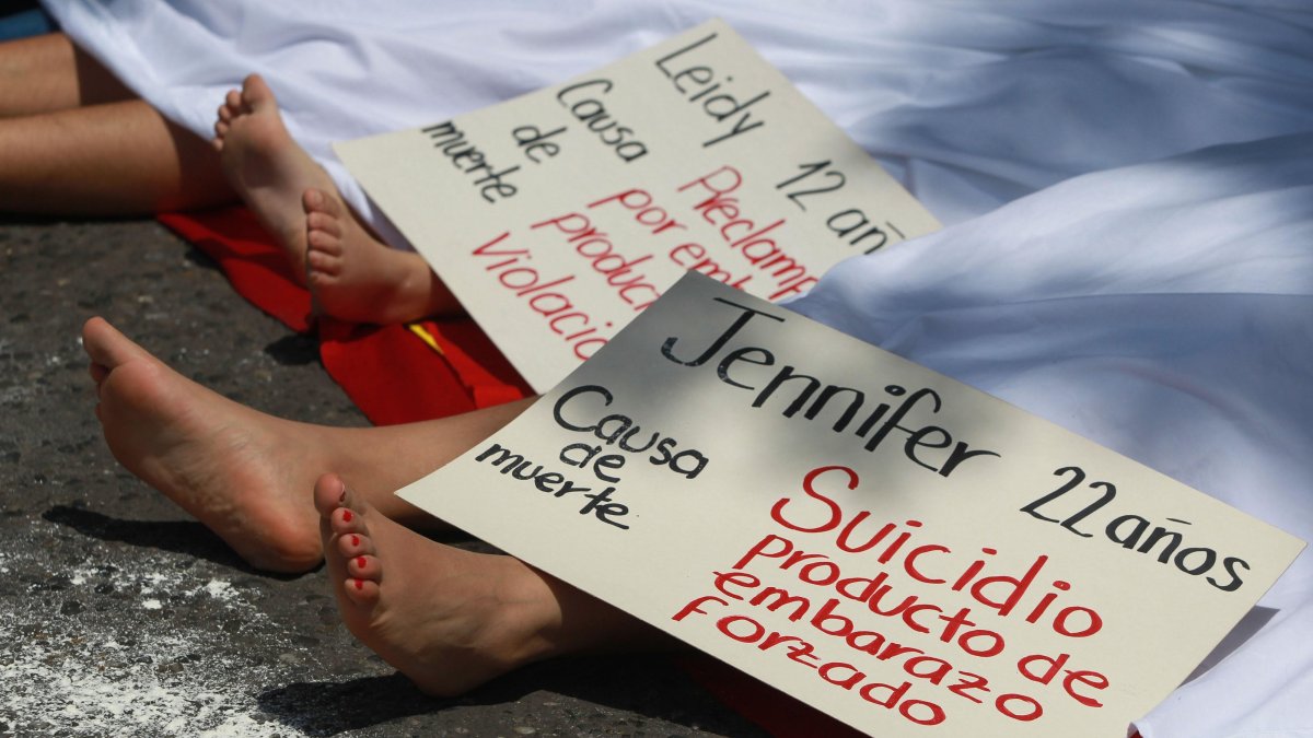 Protestas en Colombia, de mujeres, en contra el femicidio.