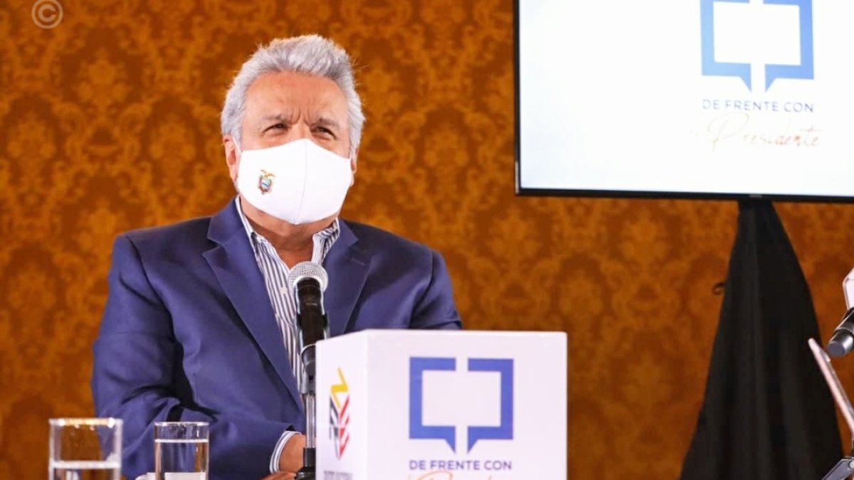 El presidente transmitió desde el palacio de Carondelet la segunda emisión del programa 'De frente con el presidente'.