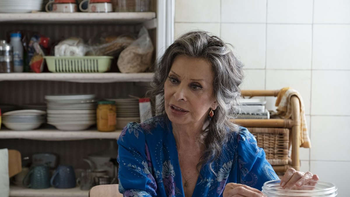 La legendaria artista regresa de forma triunfal a la pantalla gracias a Neflix.