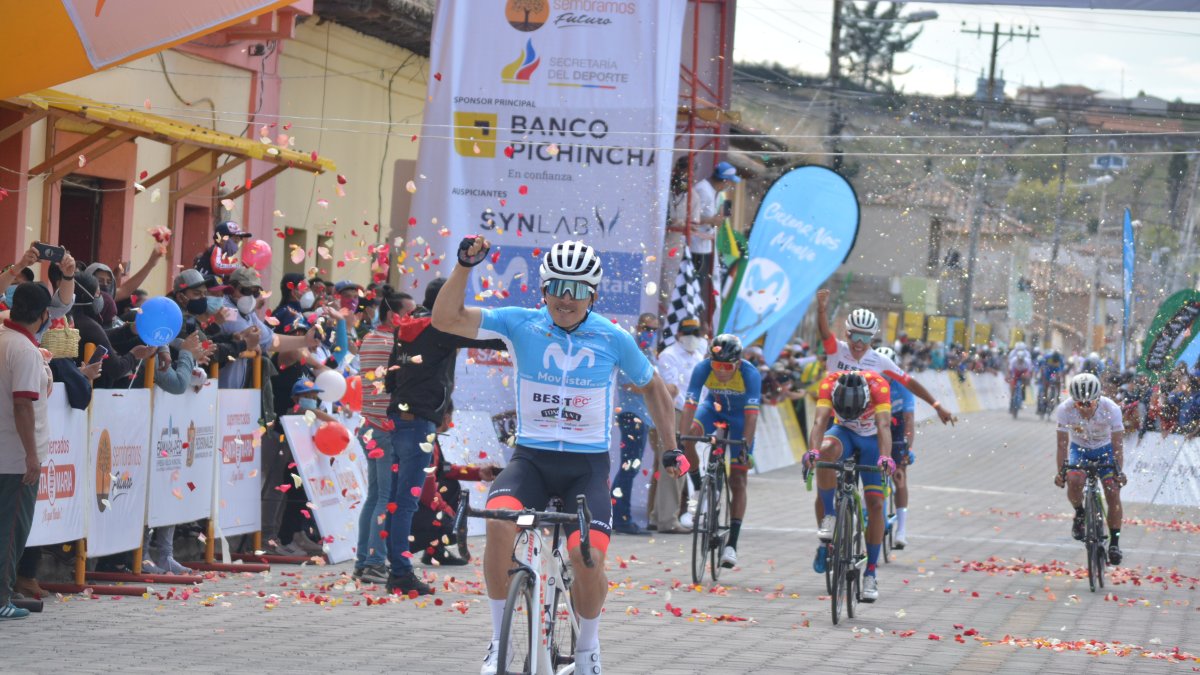 Byron Guamá ganó la tercera jornada de la Vuelta al Ecuador, que se realizó entre Machachi y Olmedo.