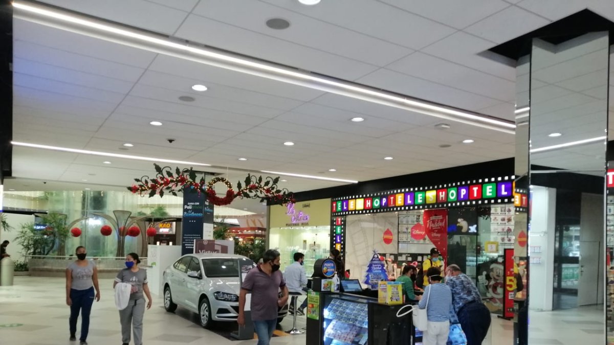 [MISSING]binding.image.description