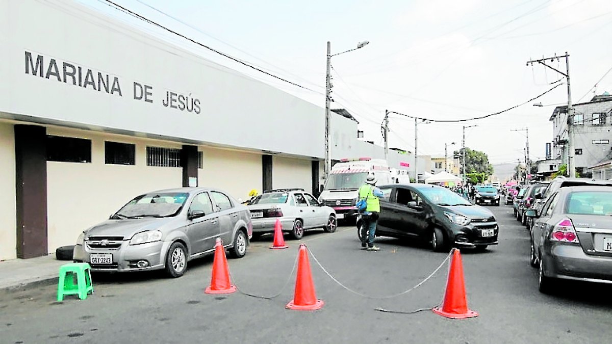 ENTREVISTA CON LA ADMINISTRADORA ENCARGADA  DEL HOSPITAL MARIANA DE JESUS POR CIERRE DE CALLE Y ATENCION DE CONSULTA EXTERNA Y EMERGENCIA EN LA VIA 



PERIODISTA : JUAN DANIEL PONCE



FECHA : 16/11/2020 



Agencia (ag-extra)