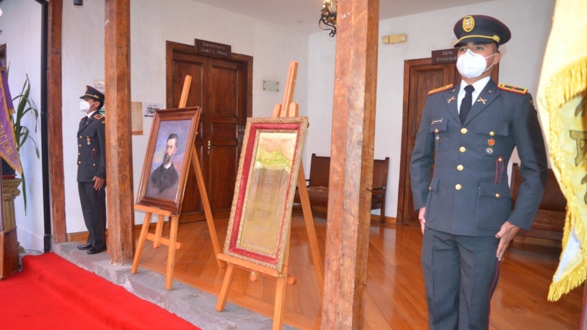 Sitio. En la quinta de Juan León Mera, en el barrio Atocha, se conserva la sala de estudio y el escritorio donde el poeta escribió nuestro símbolo patrio.