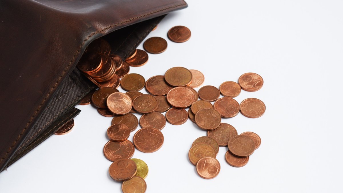 El sueldo de los ecuatorianos se congela por un año.