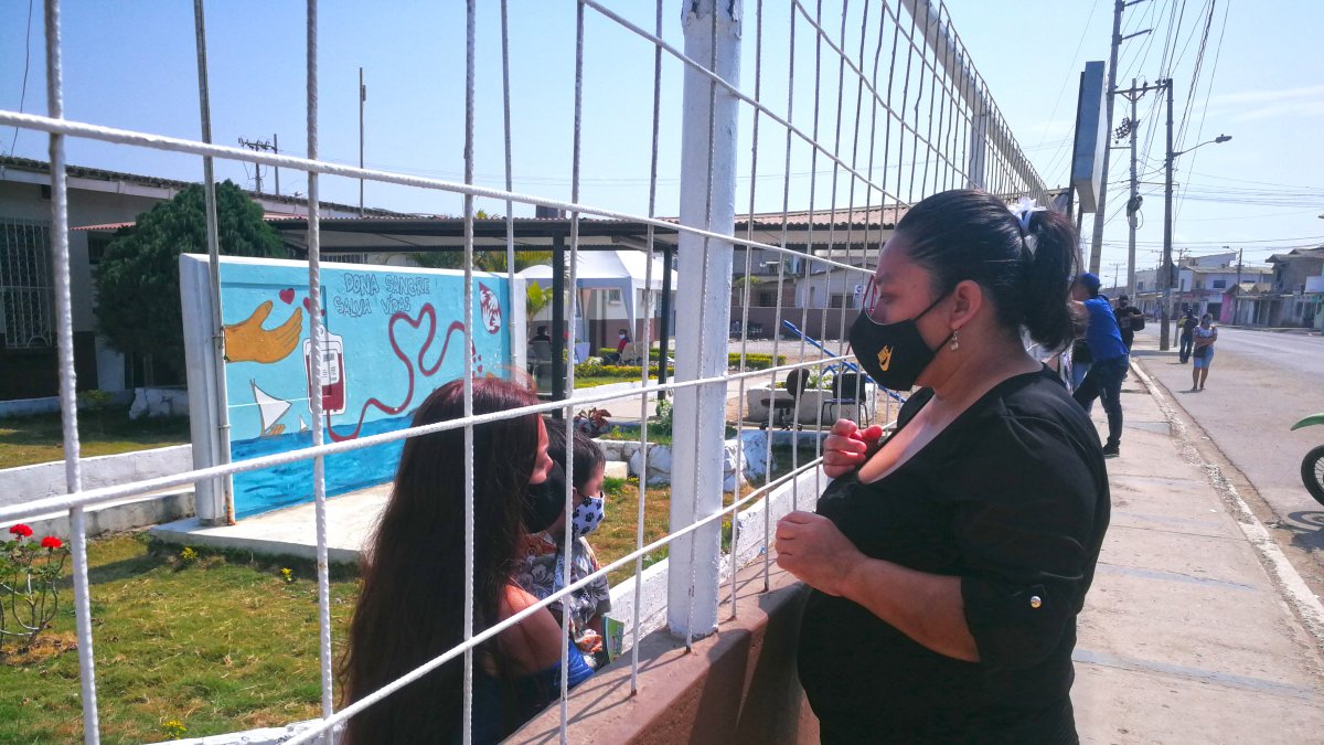 Situación. Los habitantes se quejan de tener que viajar hasta Guayaquil para tener consultas con especialistas.