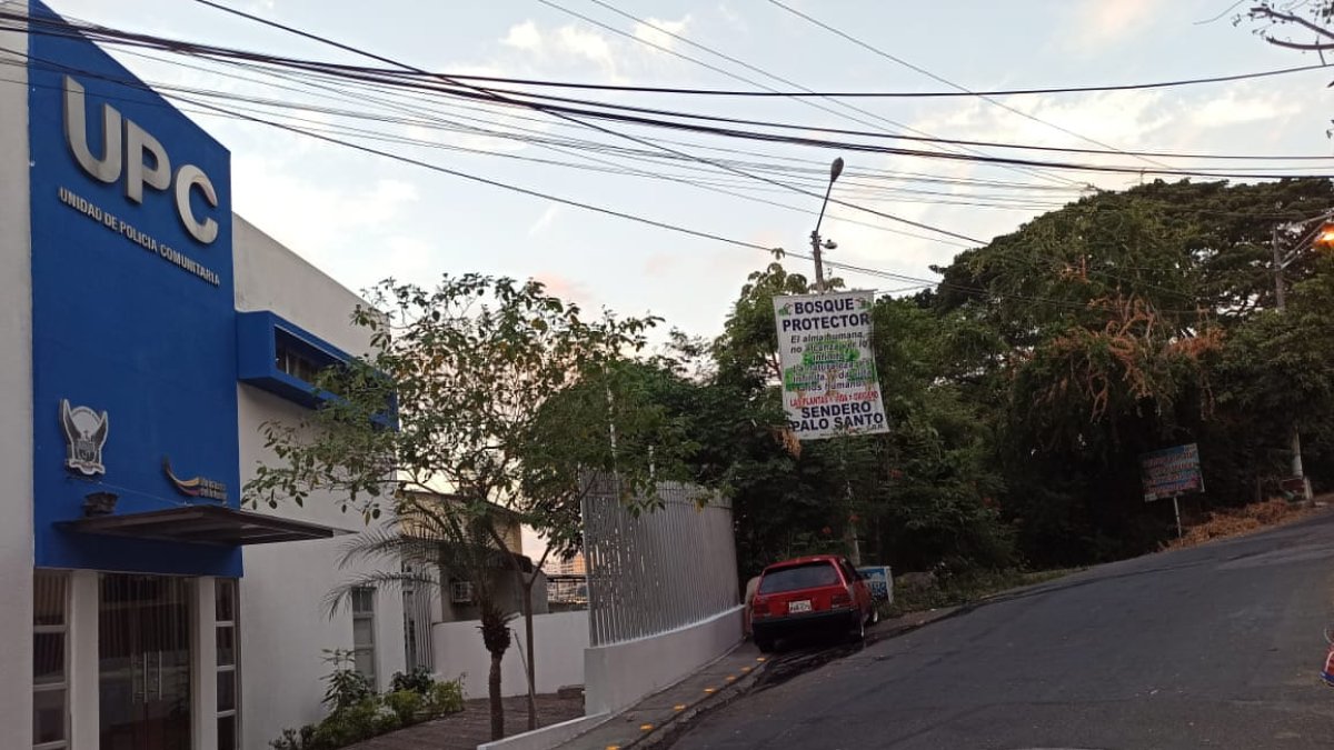 Instalaciones. Una de las unidades policiales habilitadas está junto al bosque Palo Santo.