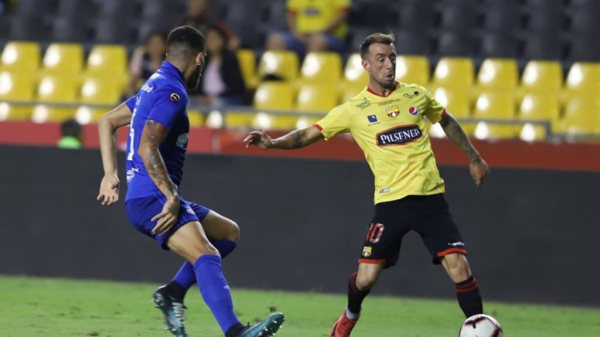 Damián Díaz (I) volvió a Ecuador luego de la Copa América y entrenó ayer con el plantel amarillo.