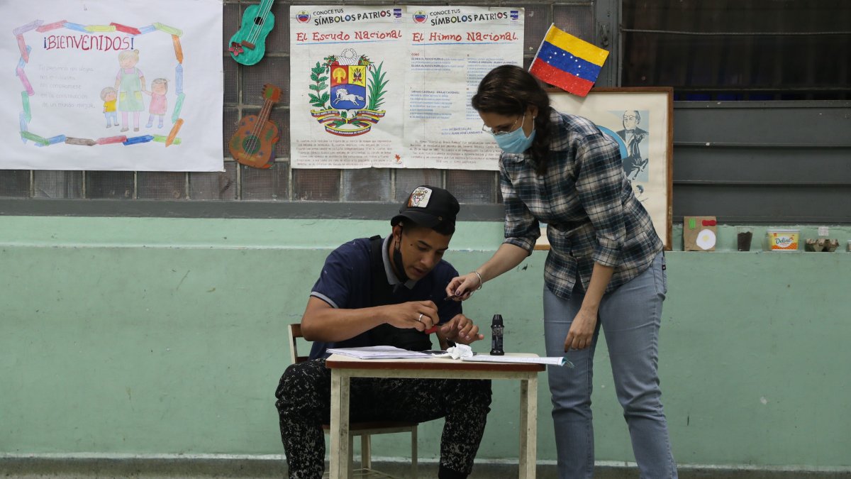 Venezuela vivió este domingo una jornada de comicios legislativos para elegir a 277 miembros de la Asamblea Nacional.