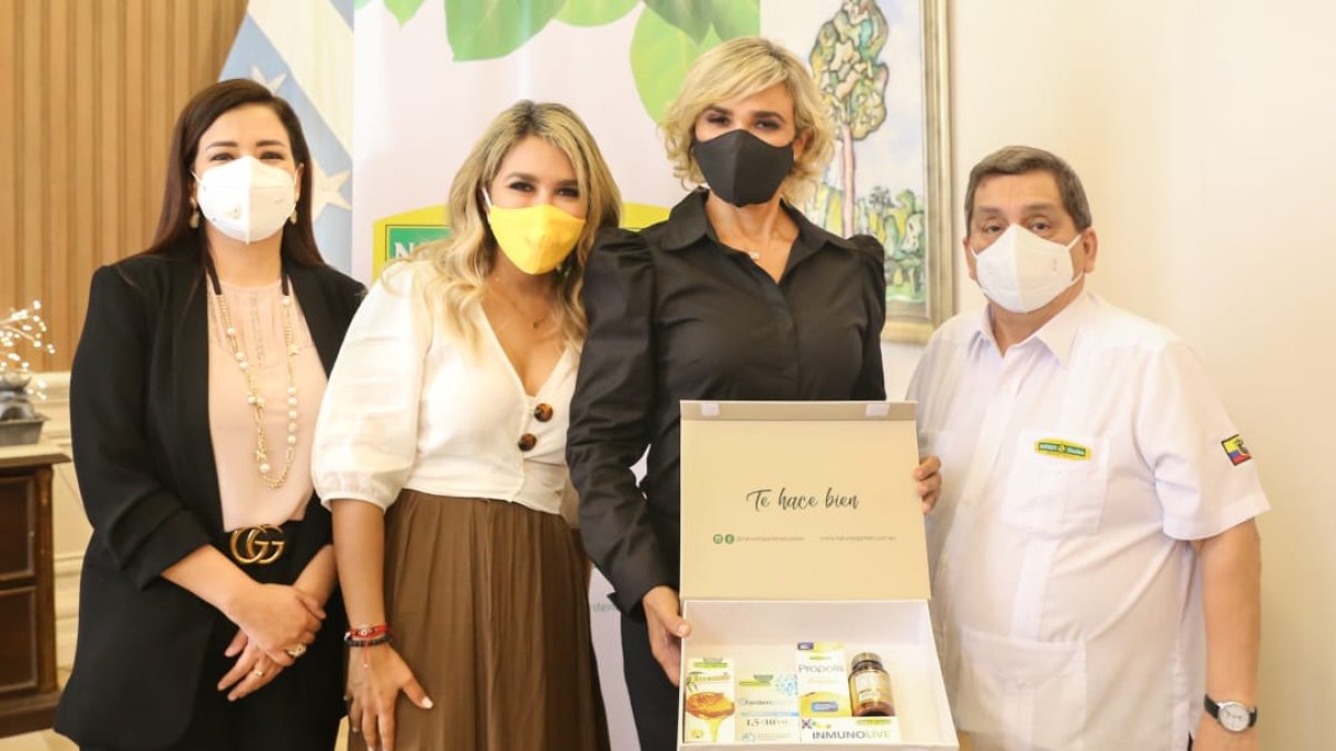 [MISSING]binding.image.description