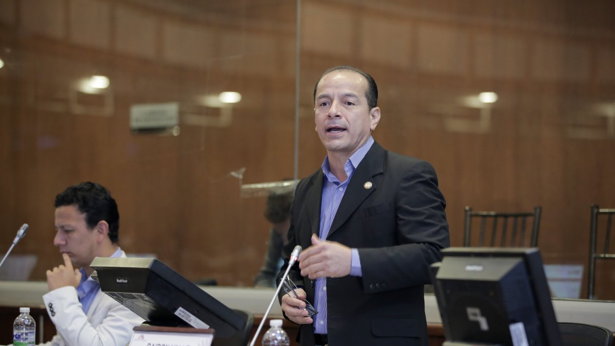 Bairon Valle tenía 54 años de edad al momento de su muerte.