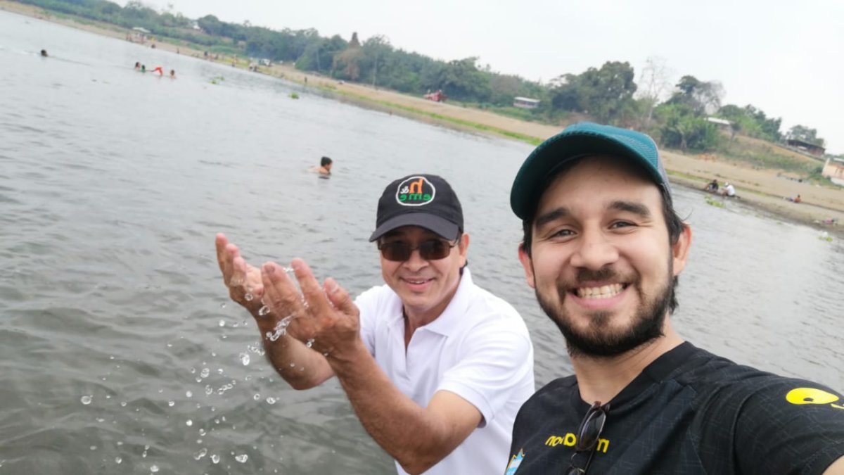 Alsino con su hijo Leonardo.