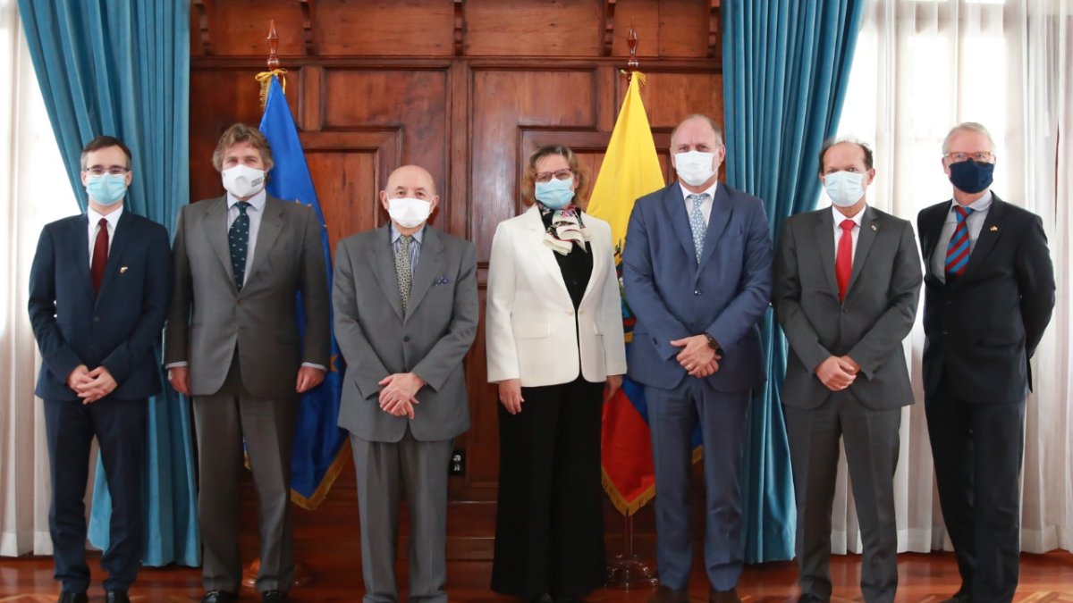 El encuentro contó con la participación del Ministerio de Relaciones Exteriores y los Embajadores de Alemania, España, Francia, Hungría, Italia y la UE en Ecuador.