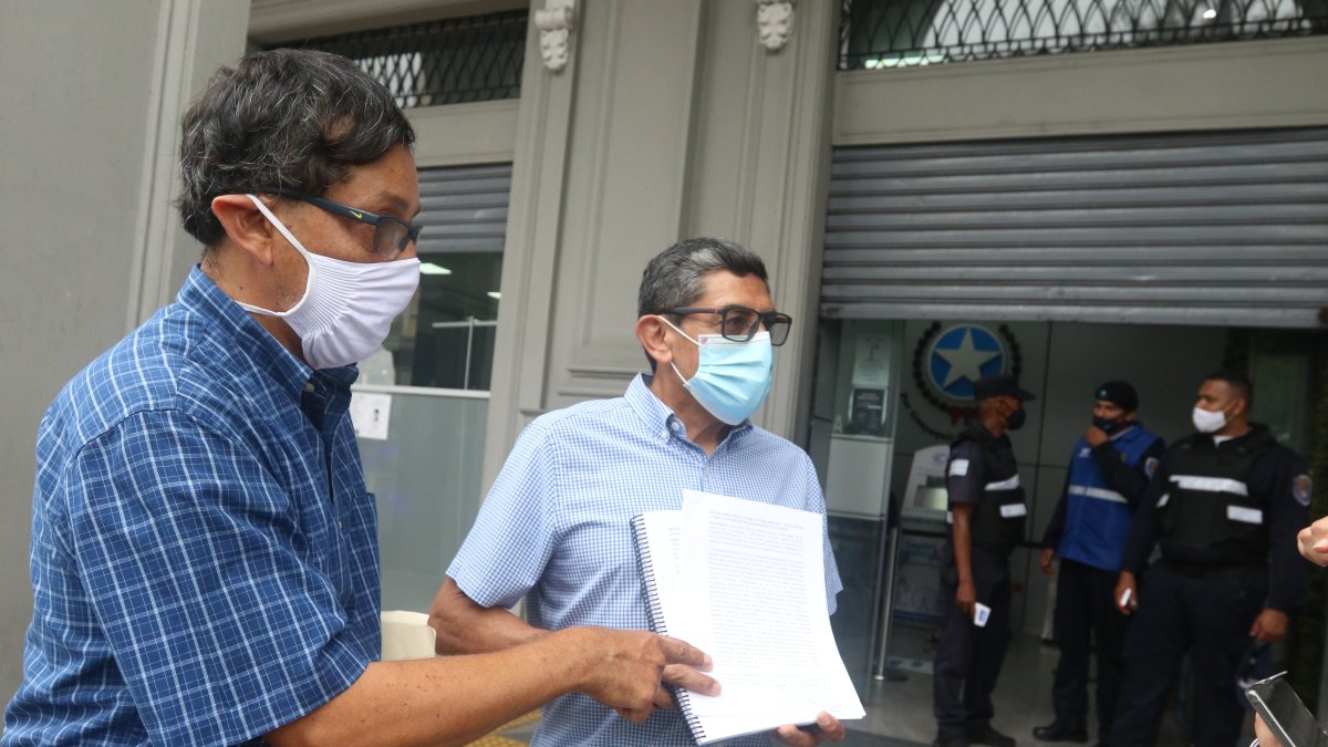 Guillermo Ayala y Carlos Pástenes, líderes de vía a la costa.