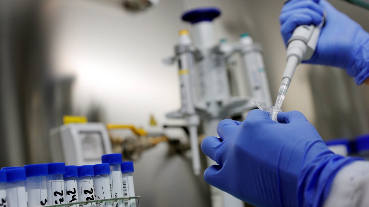 En Europa, Moderna se ha aliado con la española Rovi para la fase final de producción de su vacuna y desde donde partirá su modelo de distribución en Europa y el resto del mundo.