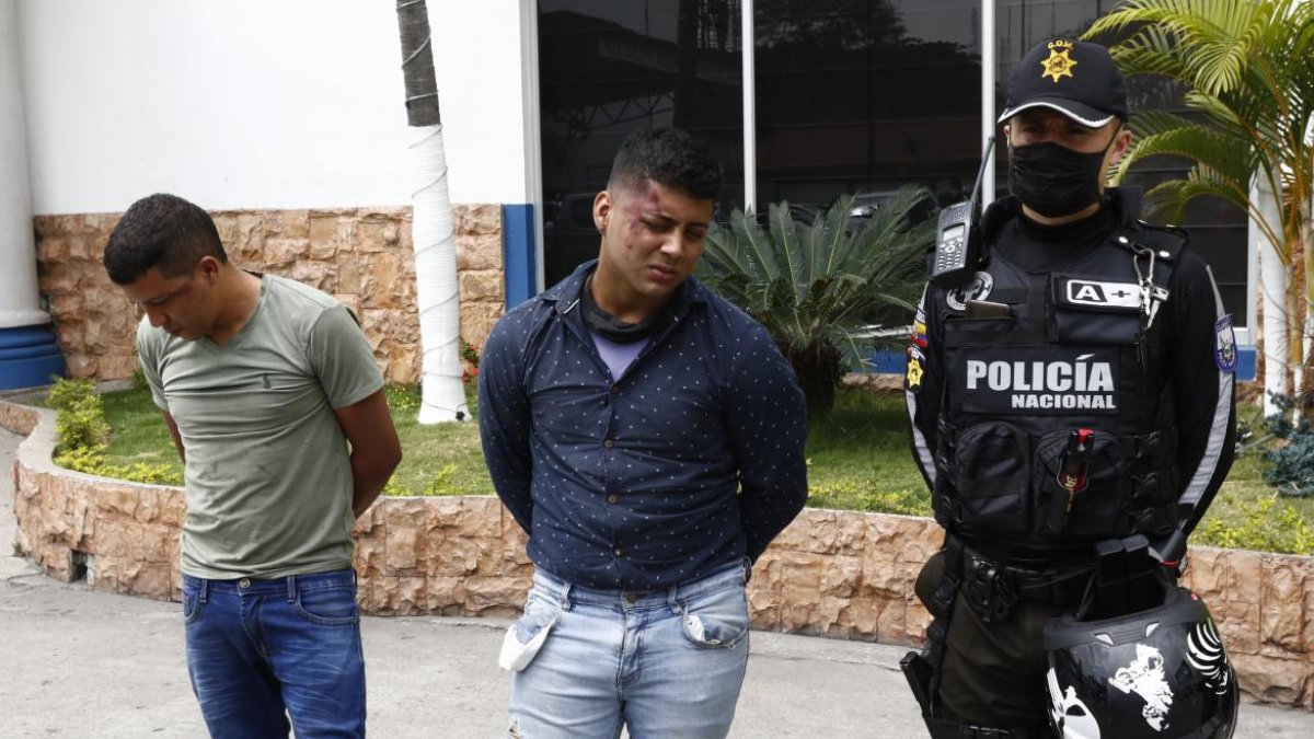 Los involucrados fueron detenidos con el dinero que se habían sustraído.