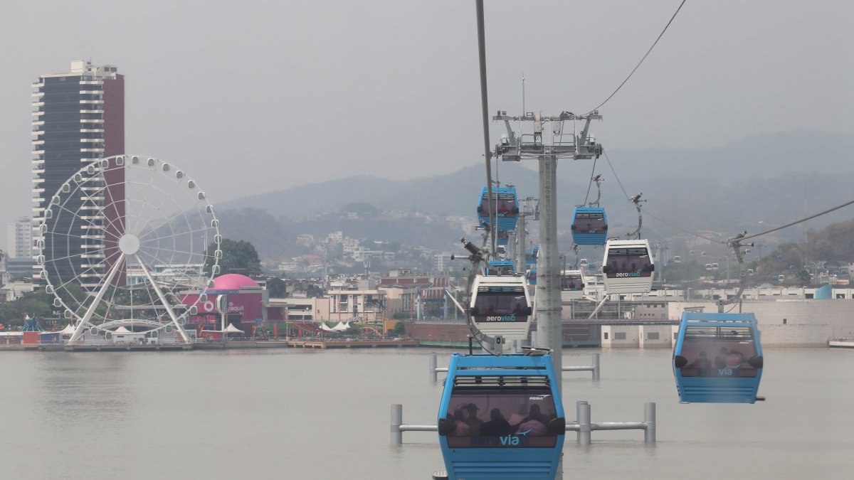 El sistema. Está integrado por 154 cabinas que recorren los 4,1 kilómetros comprendidos entre las 5 estaciones que lo conforman.
Agencia (ag-extra)