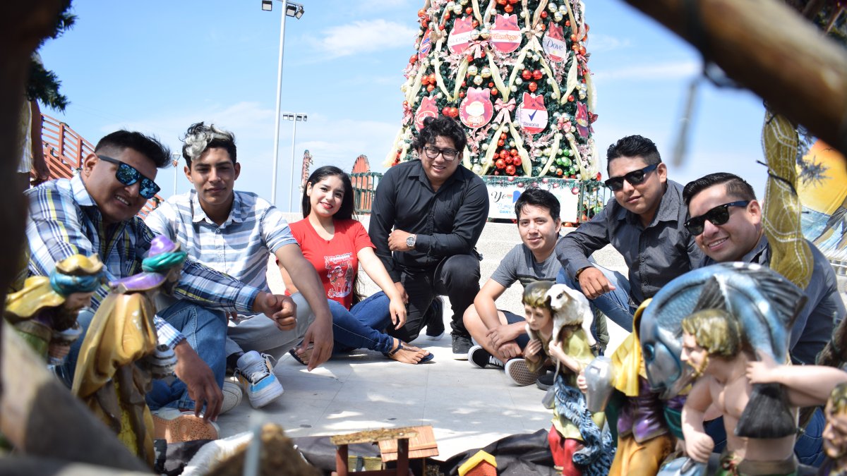 Colaboración. En el video participan 12 artistas de la localidad, ellos son intépretes de diferentes géneros musicales que alternan su trabajo con la música.