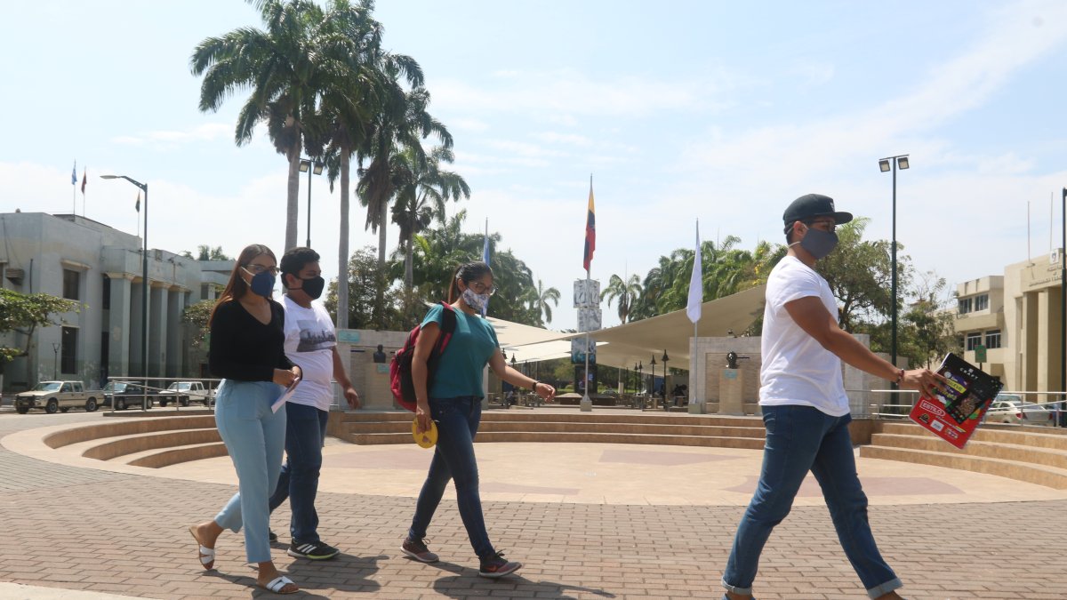 Los estudiantes son los más beneficiados por el concurso docente, ya que los elegidos seguirán aportando en su proceso de aprendizaje.