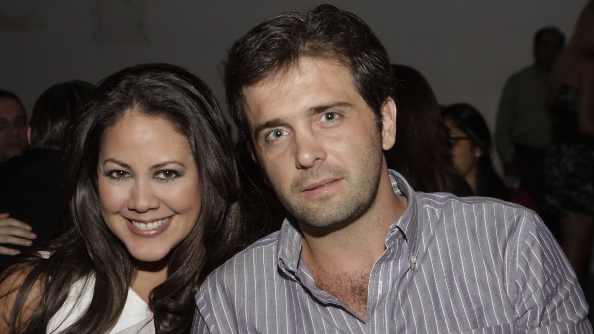 Dennise con su esposo Alexandre en el show de Manzanero en el Centro de Convenciones en 2011.