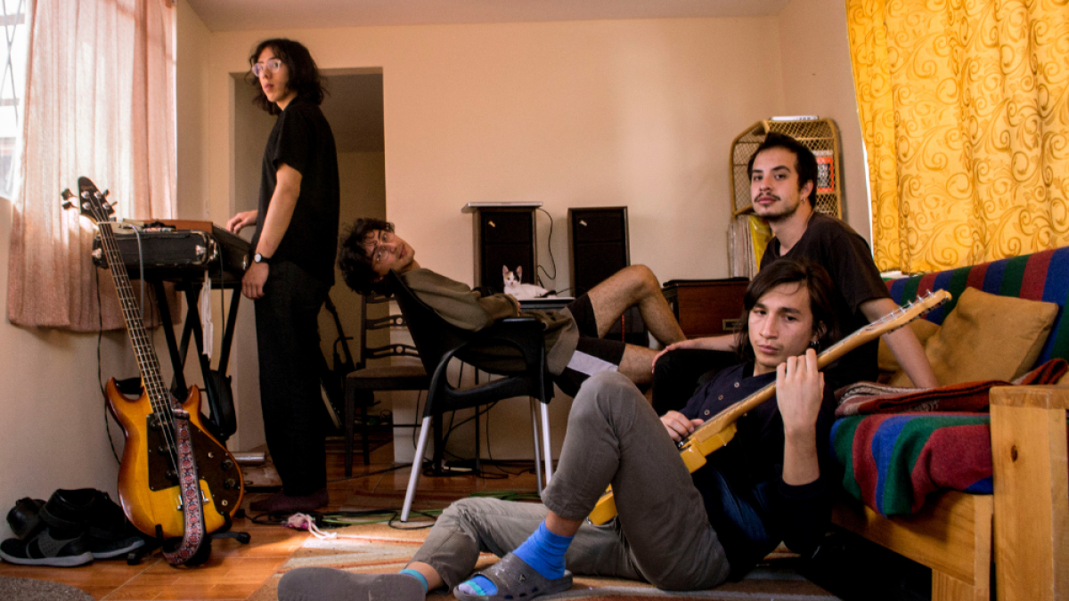 Lolabúm en uno de sus ensayos en casa de Pedro Bonfim