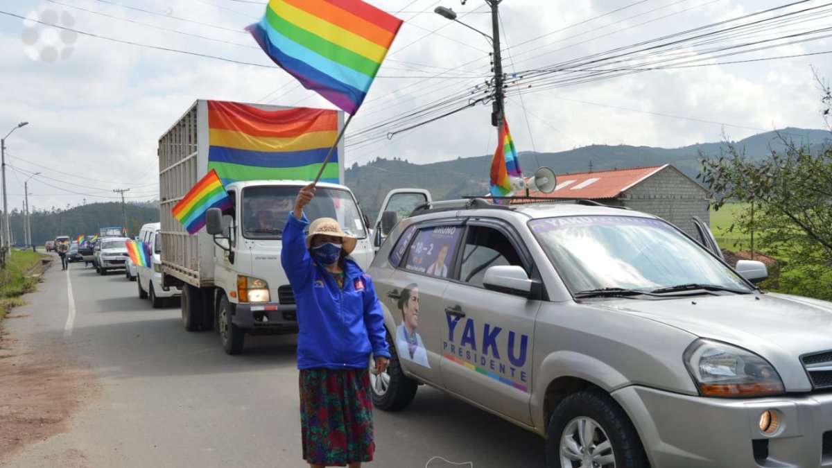 Caravana. Con las reglas de pandemia, concentraciones masivas como esta de Yaku Pérez servirán de poco.