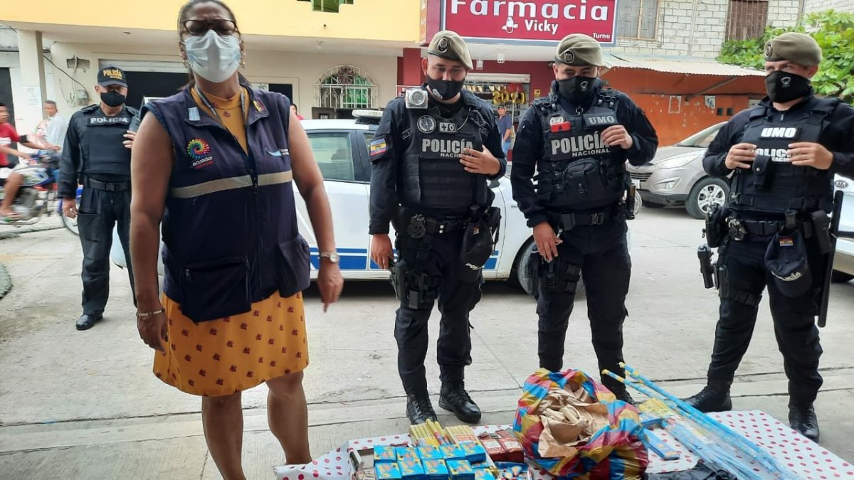 Control. Comisaría y Policía participaron en los operativos en la provincia.