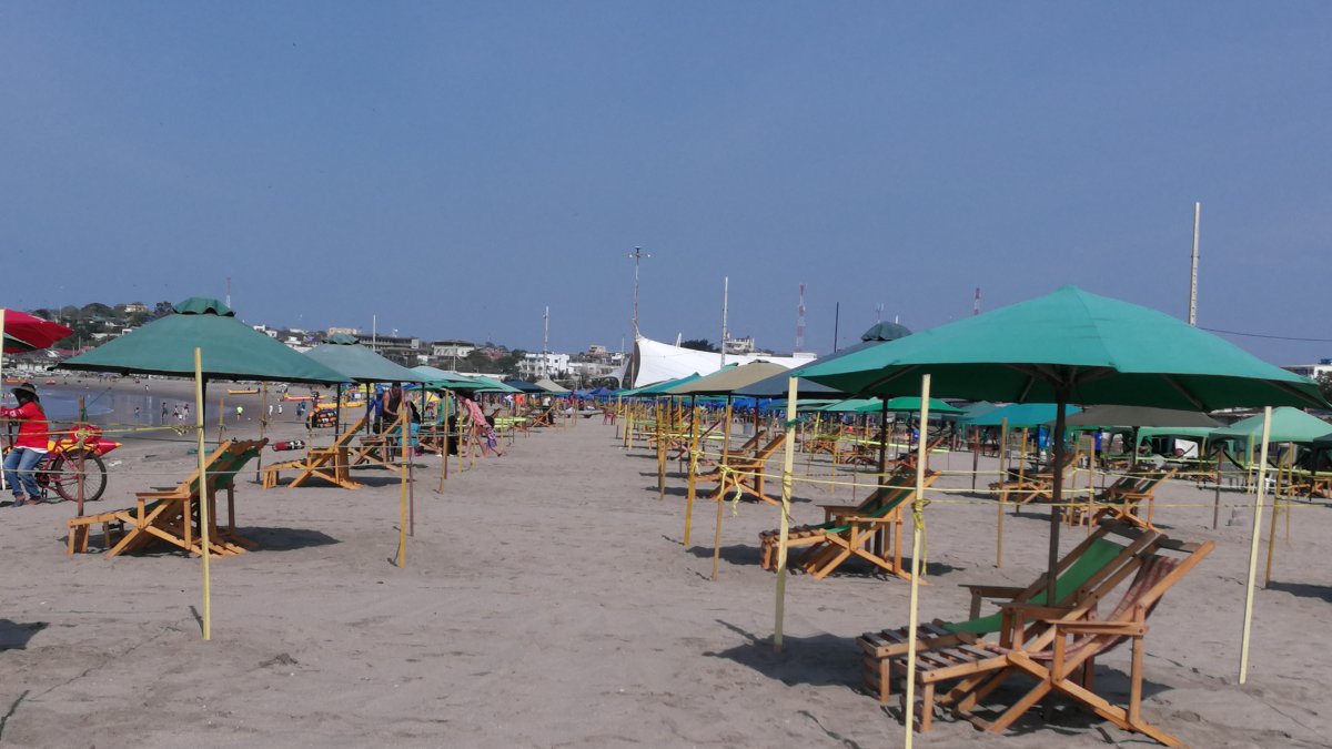 Las playas estarán cerradas de viernes a domingo.