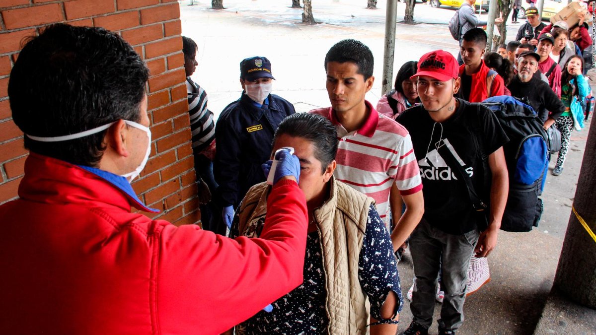 Hasta este domingo 3 de enero, se registran en Ecuador 214.614 casos confirmados y 14.059 fallecidos.