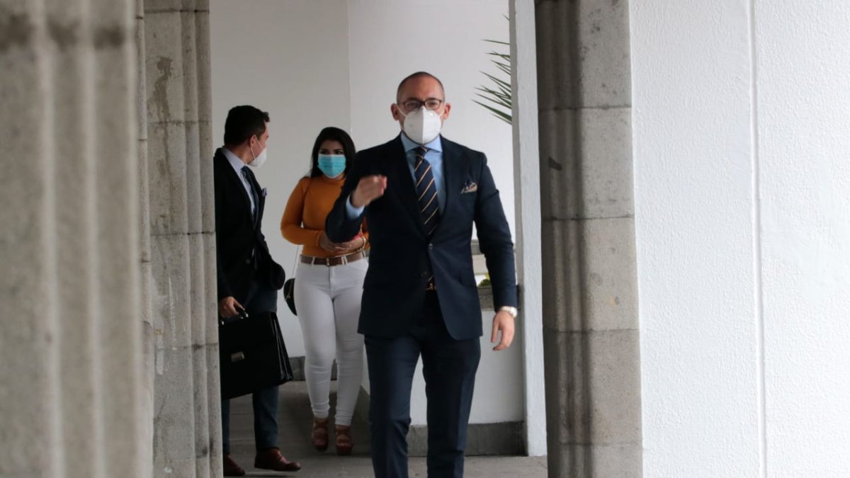 Defensa. Jorge Luis Ortega defiende al exsecretario del Agua Wálter Solís.