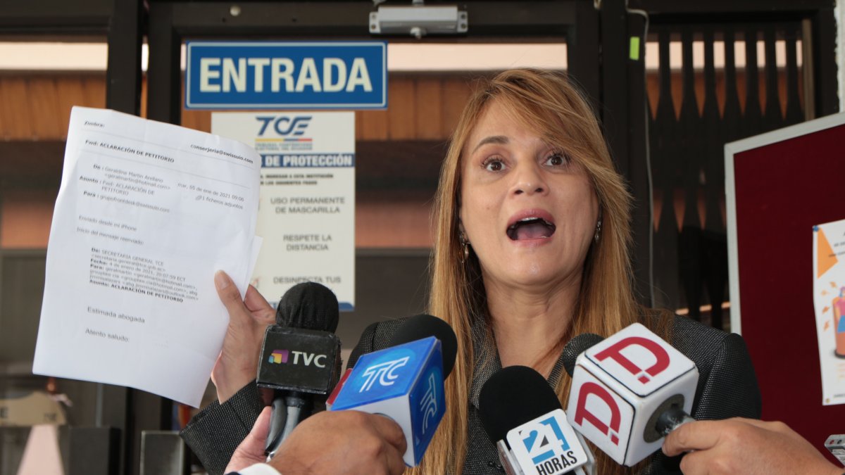 Sylka Sánchez anunció este 5 de enero que acudirán a varias instancias para demostrar que la impresión sería un proceso irregular.


Agencia (ag-extra ag-expreso ag-quito)