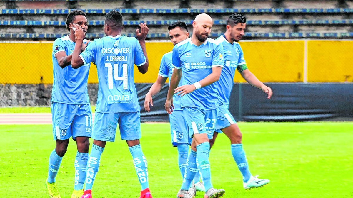 Universidad Católica tendrá el mismo reto que cumplió Barcelona el año anterior. Intentará llegar a la disputa de los grupos iniciando en la primera fase.