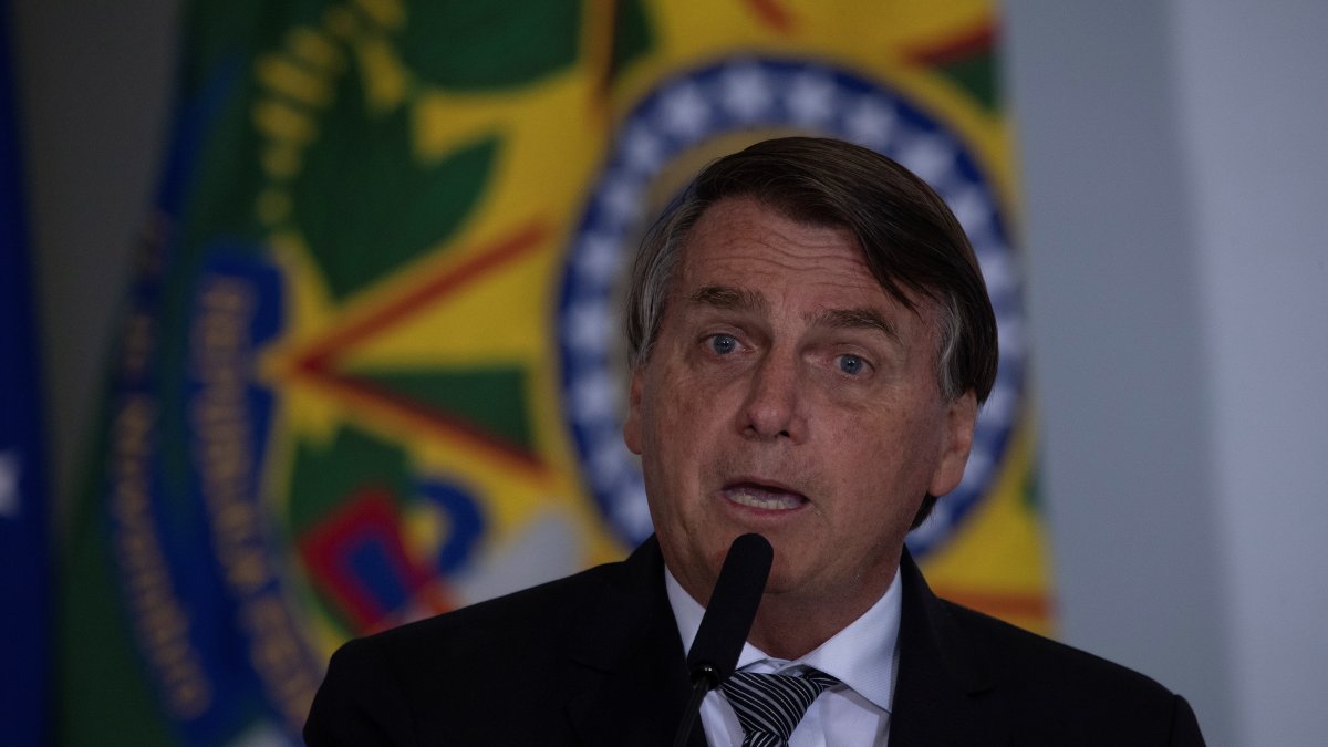 Bolsonaro, líder de la negacionista ultraderecha brasileña, ha sido uno de los jefes de Estado más escépticos sobre la gravedad de la pandemia.