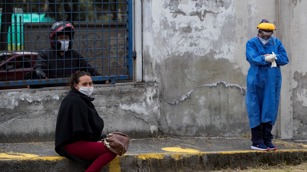 En el rubro de muertos, la estadística oficial señala que hoy se alcanzaron 9.530 víctimas confirmadas con la enfermedad (25 más que el lunes).
