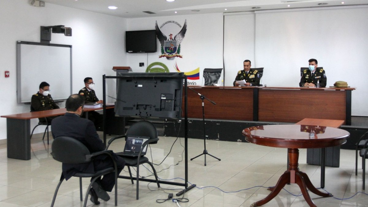 Resolución. El pasado 10 de diciembre Inspectoría de la Policía anunció la cesación del general Proaño.