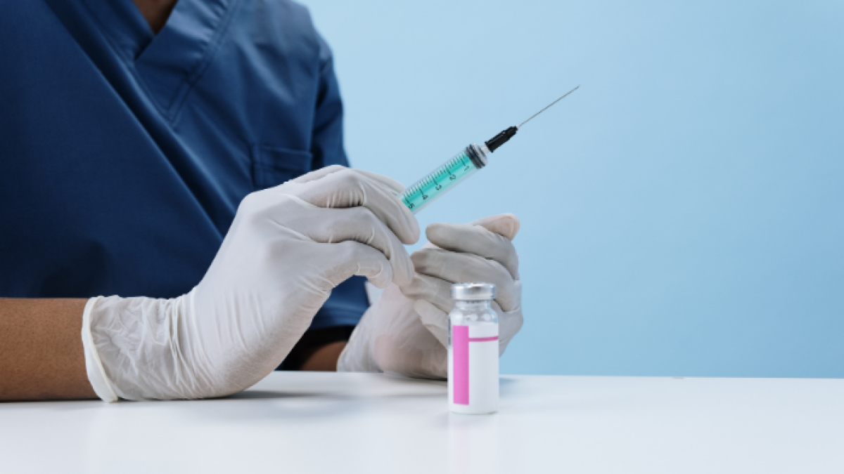 En la tercera semana de enero llegarán a Ecuador las primeras 50.000 dosis.