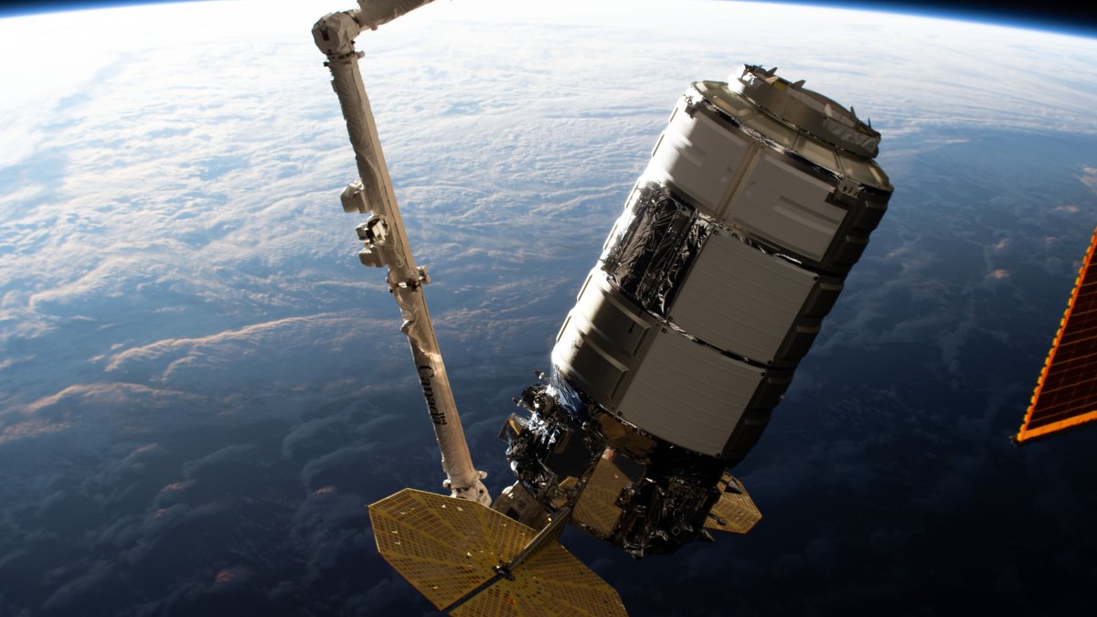 La nave de carga Cygnus abandonó esta semana la EEI para una misión orbital.