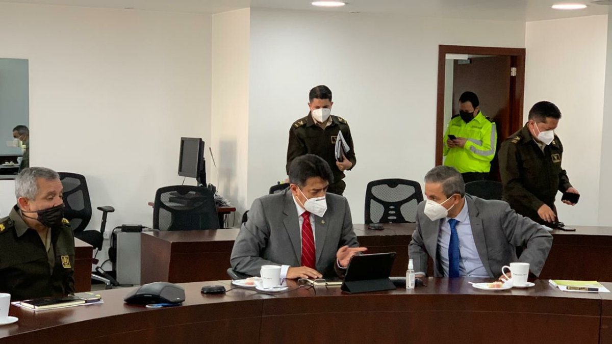 El ministro de Gobierno, Patricio Pazmiño (c), asumió el cargo a finales de noviembre de 2020, heredando el trabajo de resolver este caso.