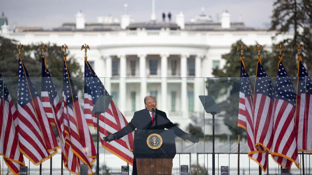 El presidente saliente de Estados Unidos, Donald Trump, durante un mitin cerca de la Casa Blanca en Washington (EE.UU.), el 6 de enero de 2021.