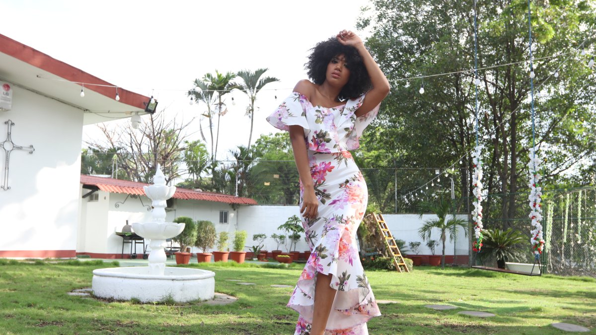 El estampado floral puede ser usado en el día o la noche