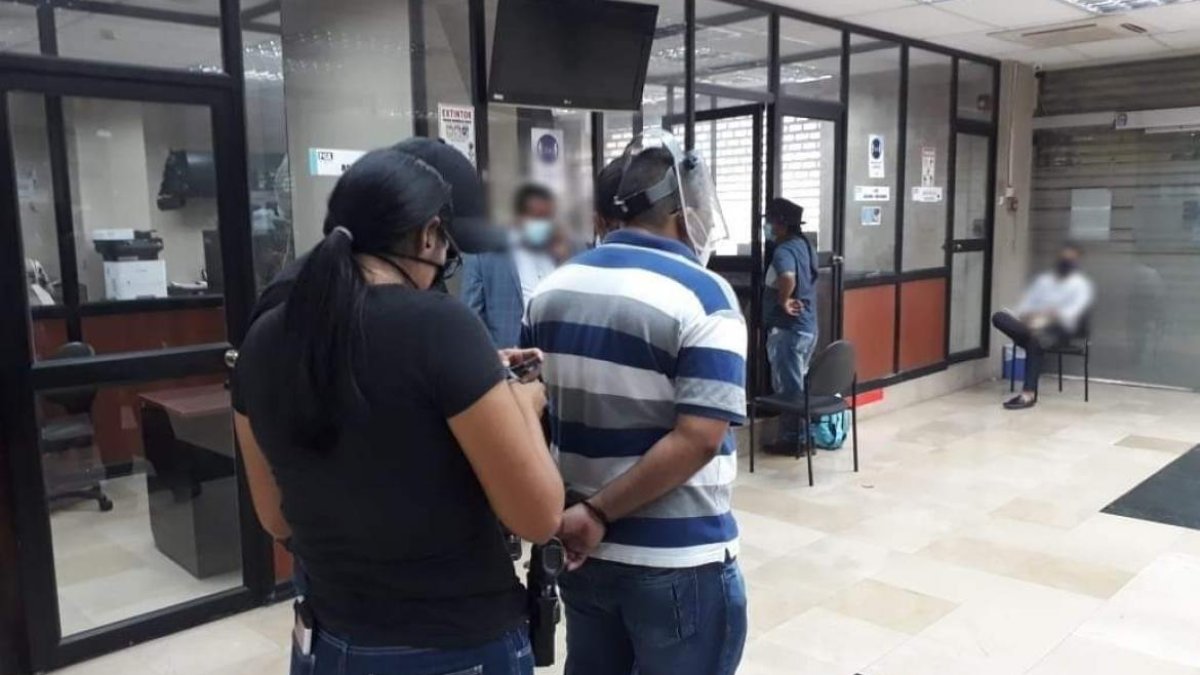 Este viernes fue capturado el supuesto médico.